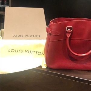 Louis Vuitton dinard leather top handle bag